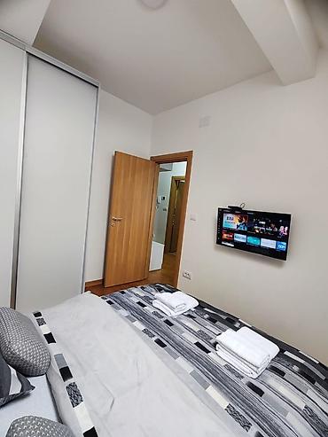 Stan na dan: Apartman T2 – planinski smeštaj sa panoramskim pogledom - Moderan — 2