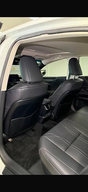 крышка багажника пассат: Lexus ES: 2022 г., Гибрид, Седан — 8