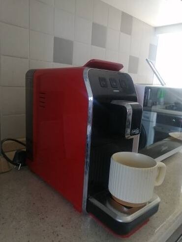 бутка для кофе: Кофе кайнаткыч, кофе машина, Колдонулган