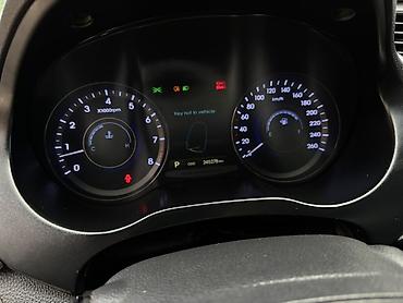 zapi masin: Hyundai Grandeur: 3 l | 2012 il Sedan — 2