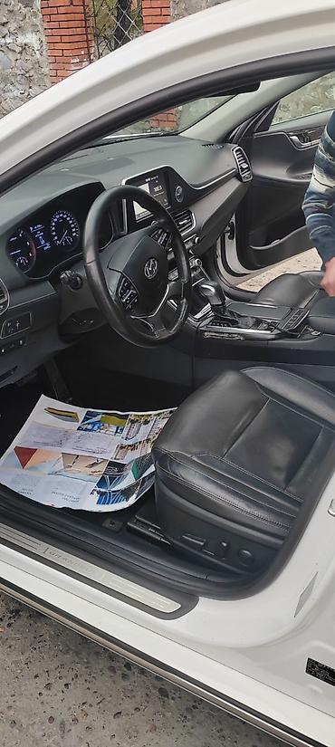 Hyundai: İli 2107 Mator 22 dizel Taksi buraxılış karti var Qiymət 31000 manat — 2