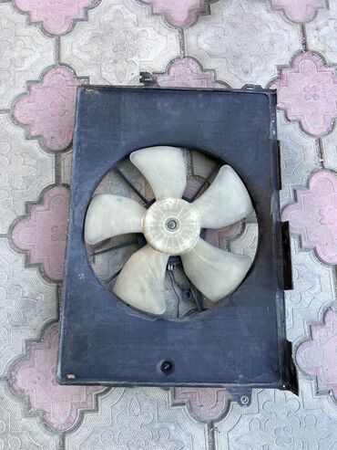 Вентиляция, охлаждение и отопление: Вентилятор Toyota Б/у, Оригинал