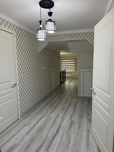 Продажа коттеджей и домов: 6 комнат и более, 190 м², 5 соток, Бишкек, Собственник — 21