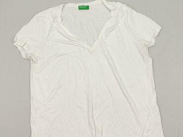 Ubrania damskie: T-shirt damski, Rozmiar M