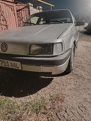 jetta vs5: Volkswagen Passat: 1990 г., Механика, Седан — 1