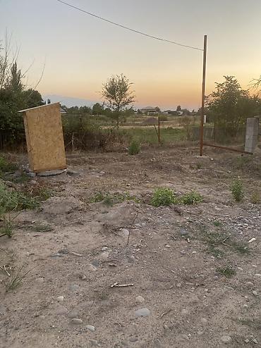Продажа коттеджей и домов: 4 комнаты, 80 м², 6500 соток, Токмак, Собственник — 17