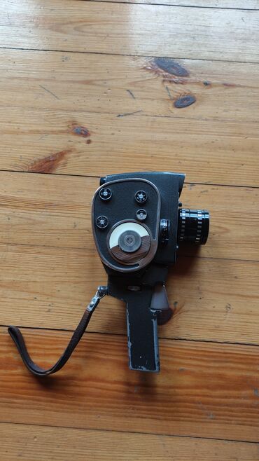 video camera: Vintage Film Camera ciddi alıcıya endirim olunacag