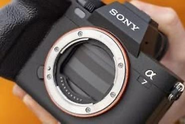 huawei nova 11: Sony Alpha a7 IV(A7) full‑frame güzgüsüz fotoaparat gövdəsi. - 35 mm — 1