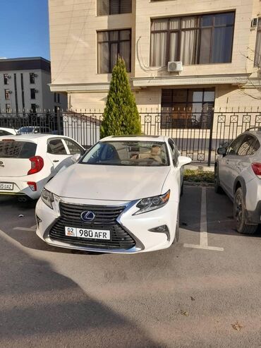 Lexus: Lexus ES: 2016 г., 2.5 л, Вариатор, Гибрид, Седан