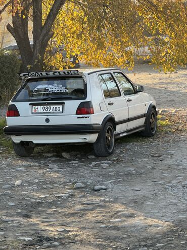 фольксваген мултивен: Volkswagen Golf: 1991 г., 1.8 л, Механика, Бензин, Хэтчбэк