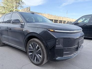 Lixiang: Lixiang L6: 2026 г., Автомат, Гибрид, Кроссовер — 3