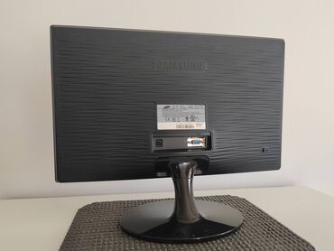 Monitori: Samsung LED monitor 19 inča Samsung LED monitor 18.5 ( 47cm ) inča — 8