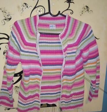 polovne hodalice za bebe: Casual sweater