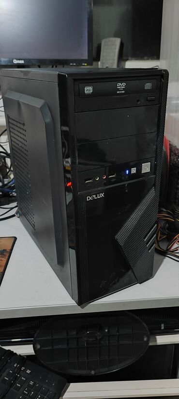 корпус delux: Компьютер, ядер - 4, ОЗУ 8 ГБ, Для несложных задач, Б/у, Intel Core i5, HDD + SSD