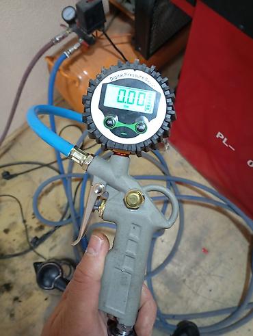 2.3 kompressor: Avtomobil təkər servisi üçün avadanlıq dəsti Tərkib: - Redats M-111 — 5