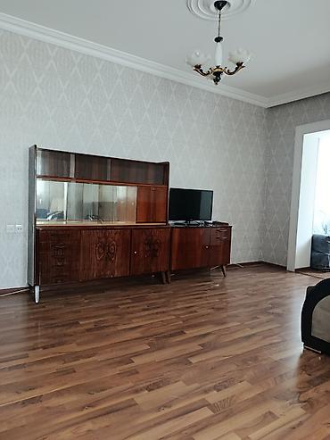 perla dolab: Vintage taxta bufet-vitrin dəstı - Material: massiv ağac və — 1