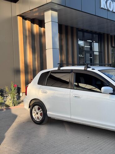 Honda: Honda Civic: 2003 г., Хэтчбэк — 4