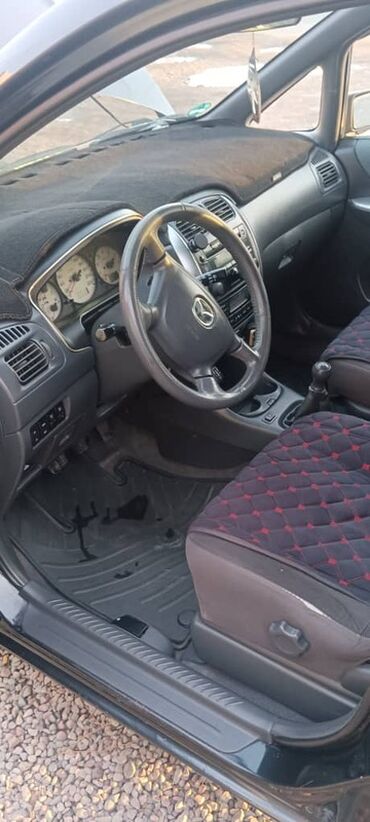 Mazda: Mazda PREMACY: 2004 г., 1.8 л, Механика, Бензин, Универсал — 15