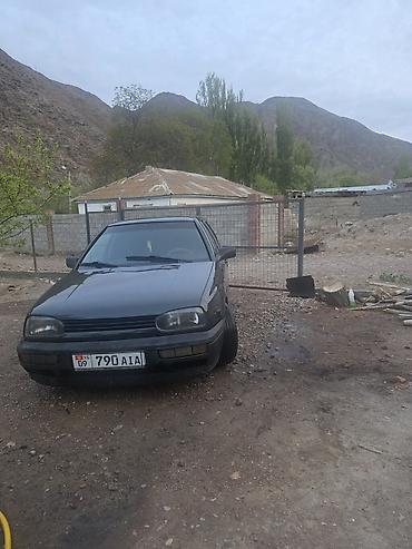 Volkswagen: Volkswagen Golf: 1992 г., 1.6 л, Хэтчбэк — 4