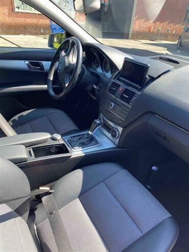 Mercedes-Benz: Mercedes-Benz C-Class: 2.2 l. | 2010 έ. Πολυμορφικό at lalafo.gr — 8 Mercedes-Benz: Mercedes-Benz C-Class: 2.2 l. | 2010 έ. Πολυμορφικό — 8