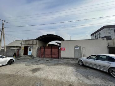 Коммерческая недвижимость: Срочно продается дом с бизнесом. Район Кара-Чыгач Имеется Магазин, 4
