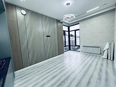 Продажа другой коммерческой недвижимости: Продается дом Особенности: - Просторная гостиная с витражным окном в — 11