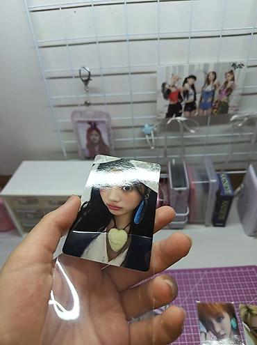 pul albomu: ILLIT K-pop fotokart dəsti ORJİNALDIR (4 ədəd) Təsvir: - Standart — 4