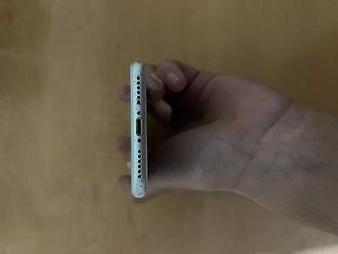 Apple iPhone: IPhone 8, 64 ГБ, Белый, Кабель, 100 % — 7