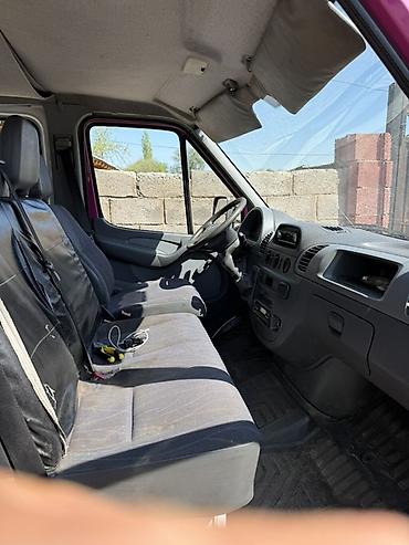 мото бокс: Mercedes-Benz Sprinter с бортовой платформой (двойная кабина) — 9