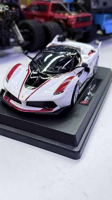 минако фокс: Модель автомобиля Ferrari FXX K от Bburago. - Масштаб: 1:18 (на — 2