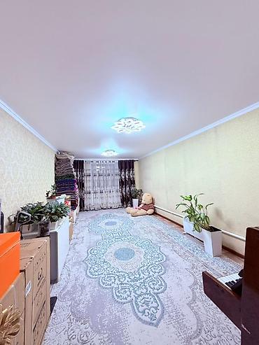 Продажа коттеджей и домов: Продаётся 4-комнатный дом Район: Ак-Орго ж/м (Ахунбаева/Хан-Тенир) — 1