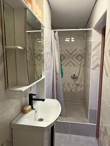 Продажа квартир: 2 комнаты, 55 м², Индивидуалка, 3 этаж, Косметический ремонт — 7