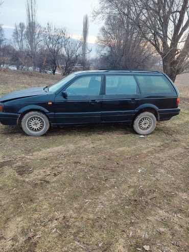 Volkswagen: Volkswagen Passat CC: 1989 г., 1.8 л, Механика, Бензин, Универсал