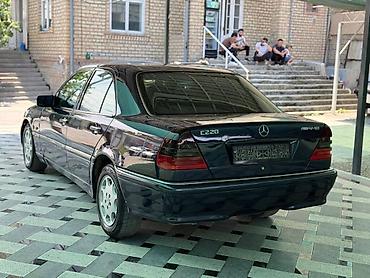Mercedes-Benz C-Class: 1998 г., 2.2 л, Механика, Бензин, Седан