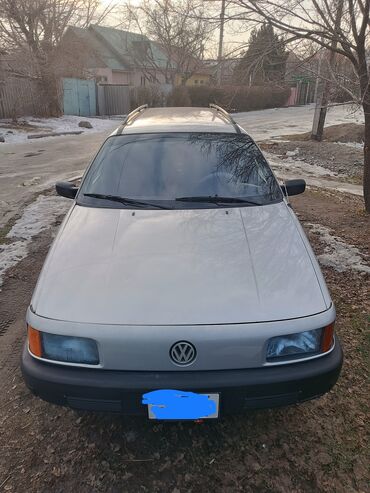 лт фольксваген: Volkswagen Passat: 1992 г., 1.8 л, Механика, Бензин, Универсал