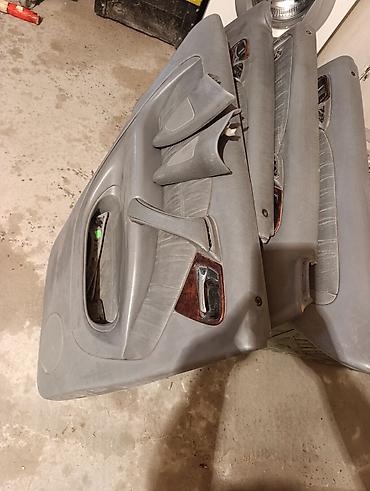 дверные карты w211: Дверная карта Mercedes-Benz Б/у, Оригинал, Германия — 4
