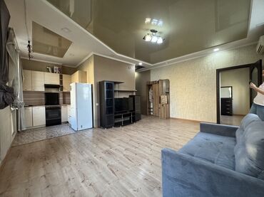аренда квартира долгосрочная: 1 бөлмө, 68 кв. м, Жеке план, 3 кабат, Косметикалык ремонт