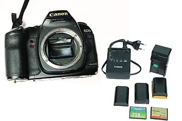 Продаю фотоаппарат Canon EOS 5D markII
