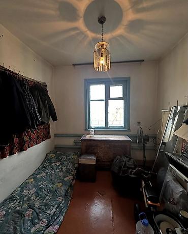 Продажа коттеджей и домов: 🏡 Продается дом в Сокулуке! 📍 Всего 200 метров от трассы! 🏠 Площадь — 8