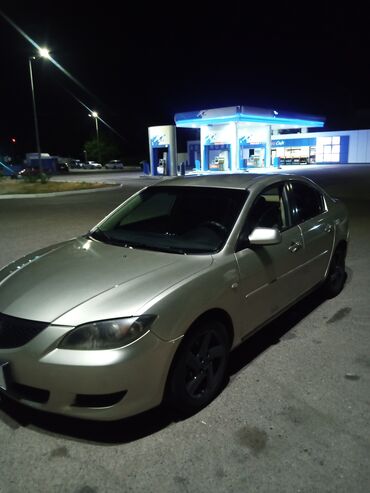 полик тойота: Mazda 3: 2004 г., 2 л, Механика, Бензин, Седан