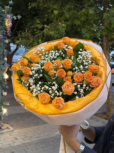 cicek: Narıncı sprey qızılgüllər buketi – gipsofila ilə Məzmun: - Parlaq — 2