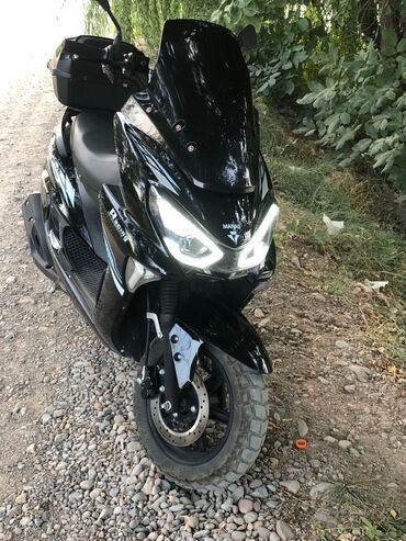 Скутеры: Макси-скутер 150 куб. см, Бензин, Б/у — 5