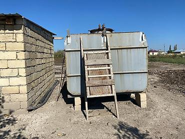 Bak, Metal, 1000 l l, İşlənmiş, Ünvandan götürmə
