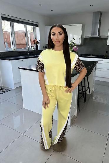 Gornji i donji deo: 🔥Dvodeleni ženski set – trenerka sa leopard detaljima
✅3300 din — 2