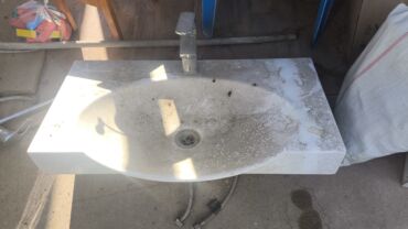 связь переездом: Продам б/у: двери, ручки дверные сатиновые, люстры, кафель onix серый