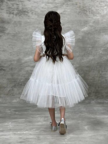 Haljine: Odmah dostupan nov model Wednesday haljinice od 5 do 14 godina i — 16