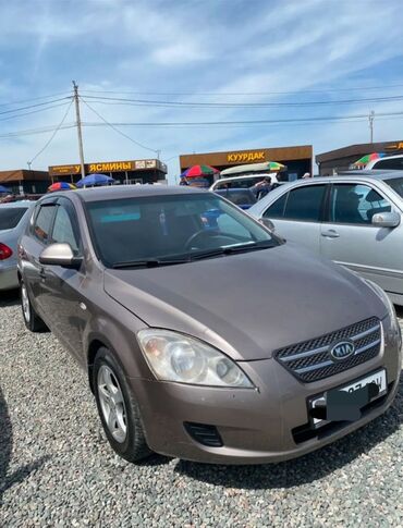 Kia: Kia Ceed: 2007 г., 1.6 л, Механика, Дизель, Хетчбек