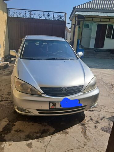 Toyota: Toyota Camry: 2004 г., 2.4 л, Механика, Бензин, Седан