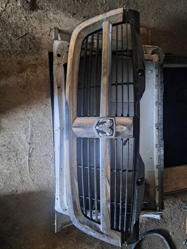 спиринтер дубл кабина: Решетка радиатора Mercedes-Benz Б/у, Оригинал, Германия