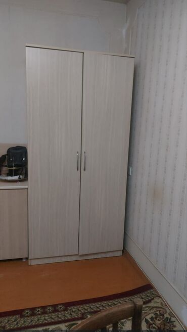 Dolablar: Açılan, 2 qapılı Düz dolab, Qarderob, paltar dolabı